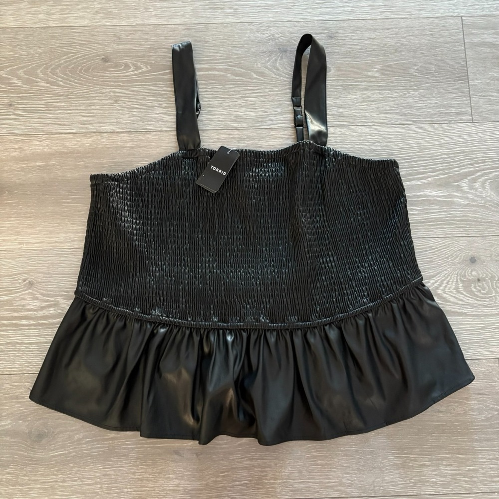 NWT Torrid Womens Black Lined Peplum Sleeveless Smocked Faux Leather Top Size 3X